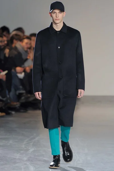 Look 22